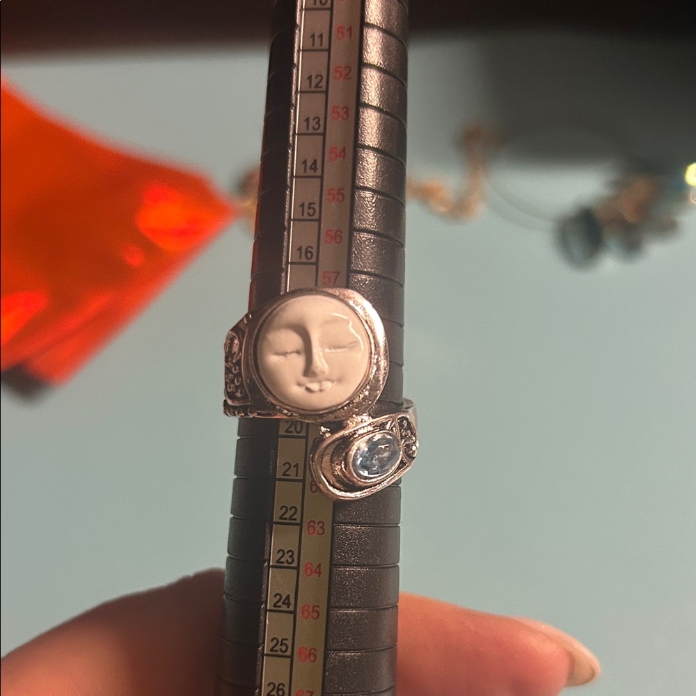Silver‎ Moon Face Ring with Blue Stone size 9